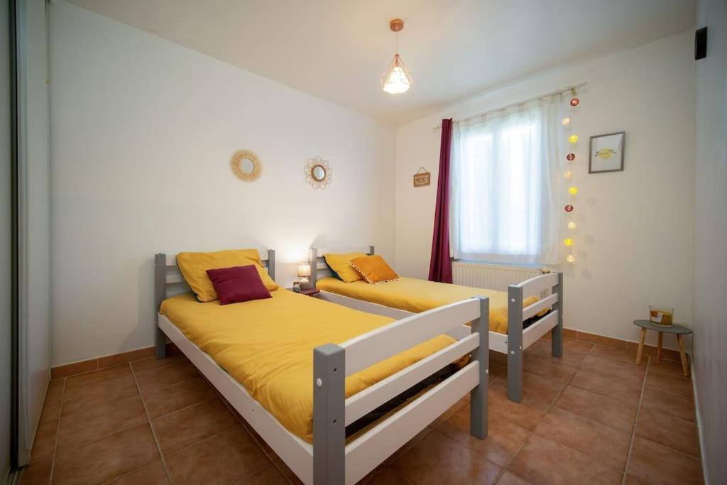Appartement Tout Equipe Terrasse Et Parking Prive Marseille Eksteriør bilde